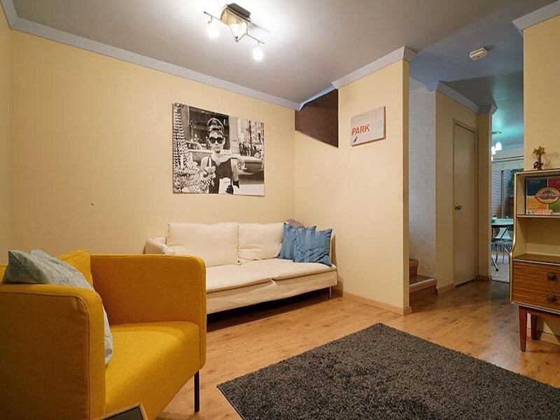 163/2 Wall Street, Maylands WA 6051