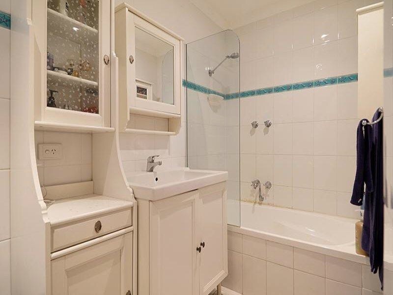 163/2 Wall Street, Maylands WA 6051