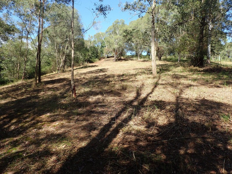 234 Savages Road, Brookfield QLD 4069