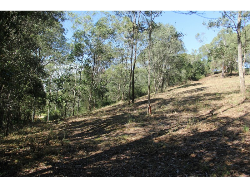 234 Savages Road, Brookfield QLD 4069