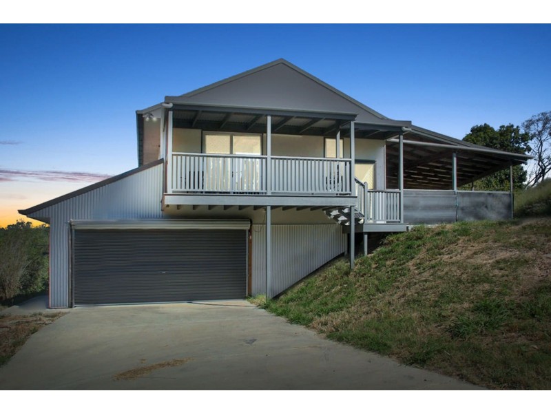 234 Savages Road, Brookfield QLD 4069