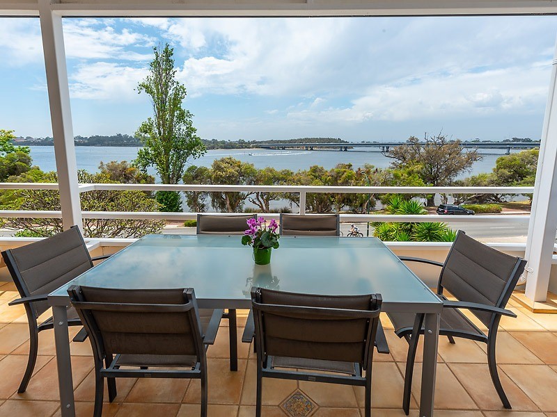 197 The Esplanade, Mount Pleasant WA 6153