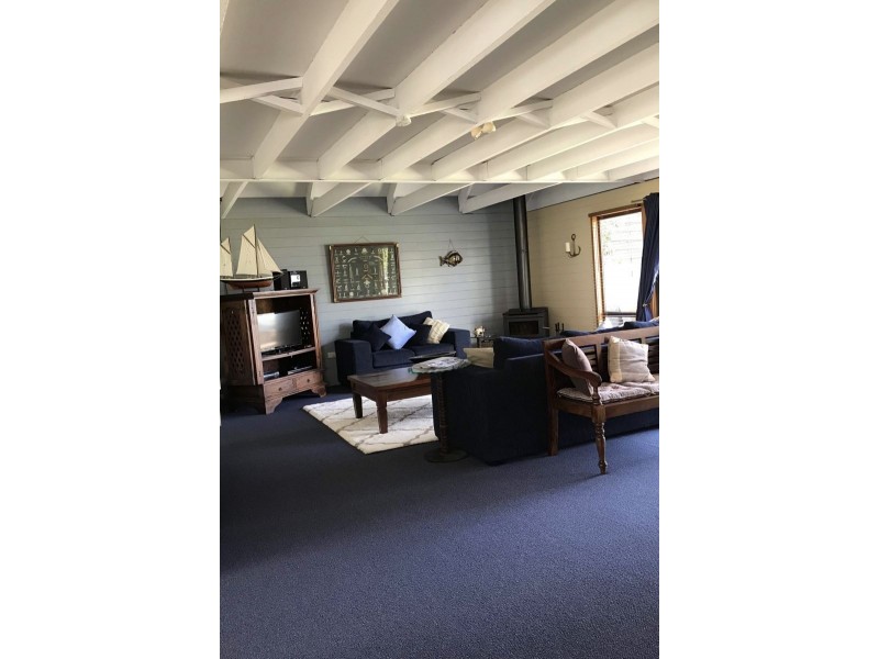 16 Lewis Street, Old Bar NSW 2430