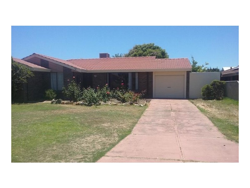 6 Ocean Place, Waikiki WA 6169