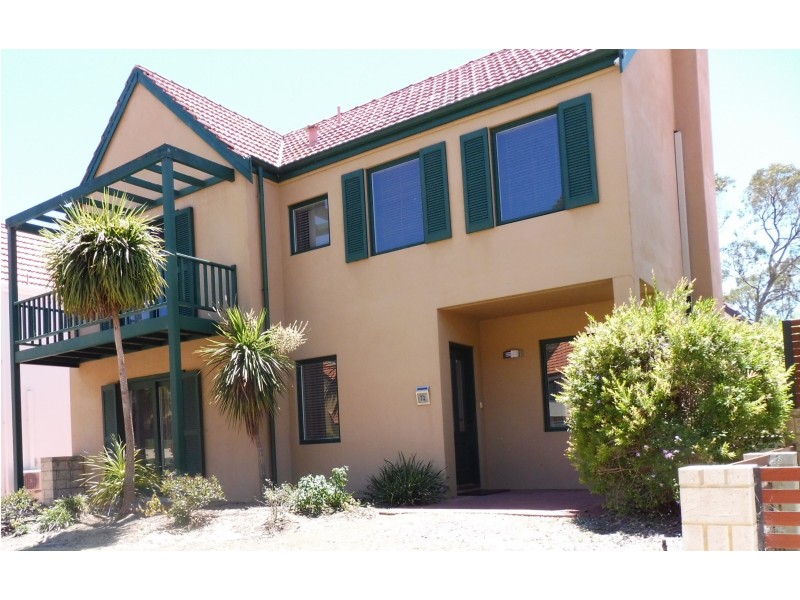 72 Spyglass Grove, Connolly WA 6027