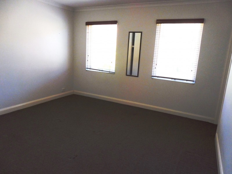 72 Spyglass Grove, Connolly WA 6027