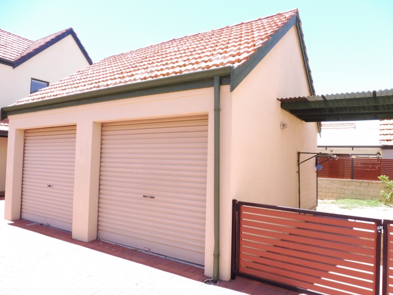 72 Spyglass Grove, Connolly WA 6027