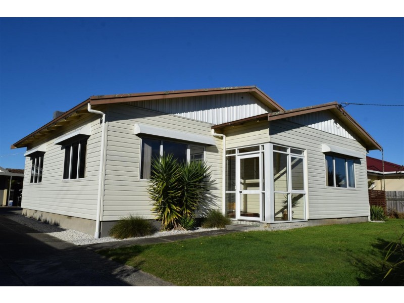 89 Saunders Street, Wynyard TAS 7325