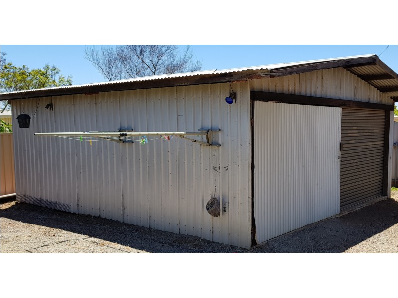 3 Wilkins Road, Kalamunda WA 6076