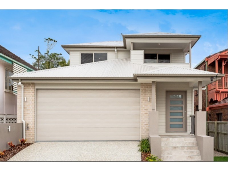 5 Third Avenue, Scarborough QLD 4020