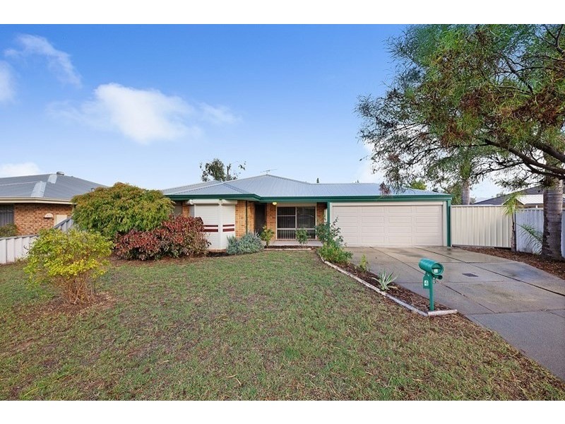 4 Rothesay Court, Cooloongup WA 6168
