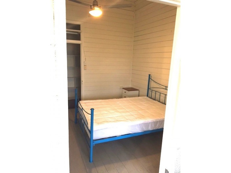 2/57 West Street, The Range QLD 4700