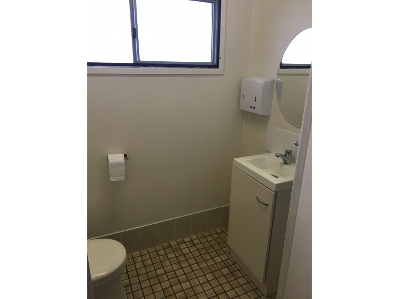 2/57 West Street, The Range QLD 4700