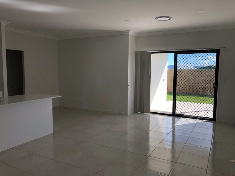 7 Wishart Crescent, Bells Creek QLD 4551