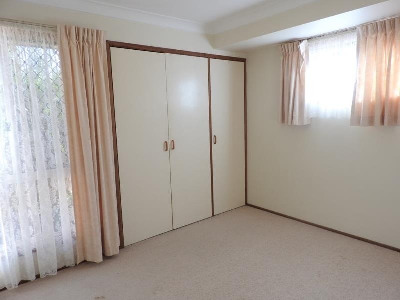 1/6 Hanna Court, Kearneys Spring QLD 4350