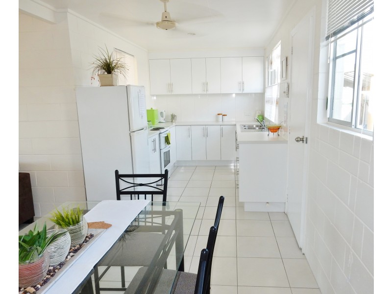 1/21 Carr Crescent, Lucinda QLD 4850