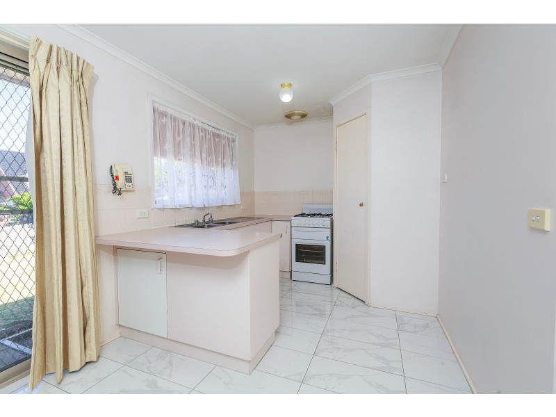 8 Custer Grove, Bayswater North VIC 3153