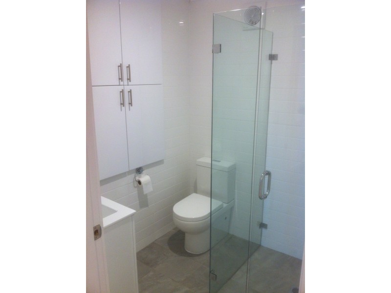 15 Kananook Avenue, Bayview NSW 2104