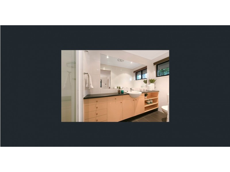 28 Harefield Street, Indooroopilly QLD 4068