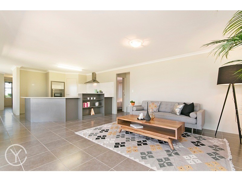 21 Tectona Way, Halls Head WA 6210