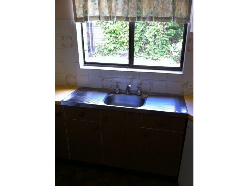 22 Madgwick Drive, Armidale NSW 2350