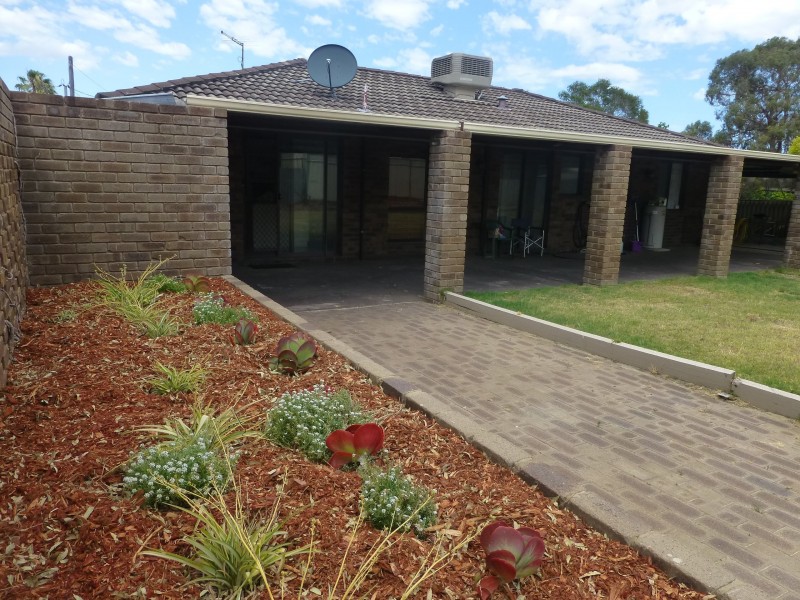 33 Fagin Way, Forrestfield WA 6058