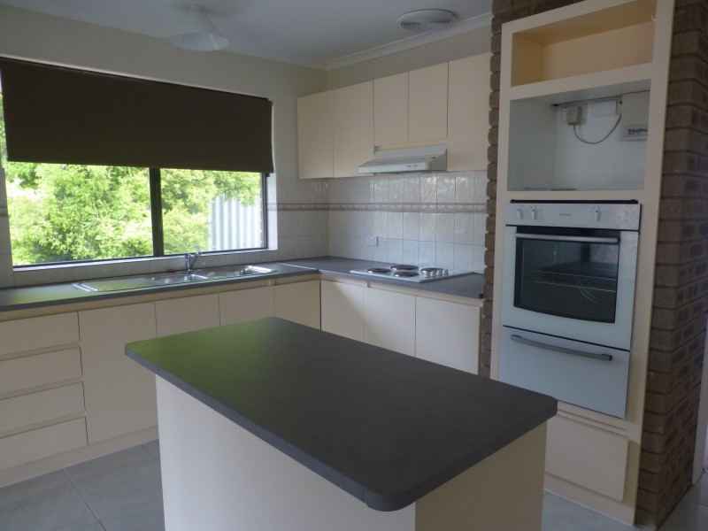 33 Fagin Way, Forrestfield WA 6058