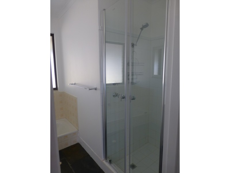 33 Fagin Way, Forrestfield WA 6058