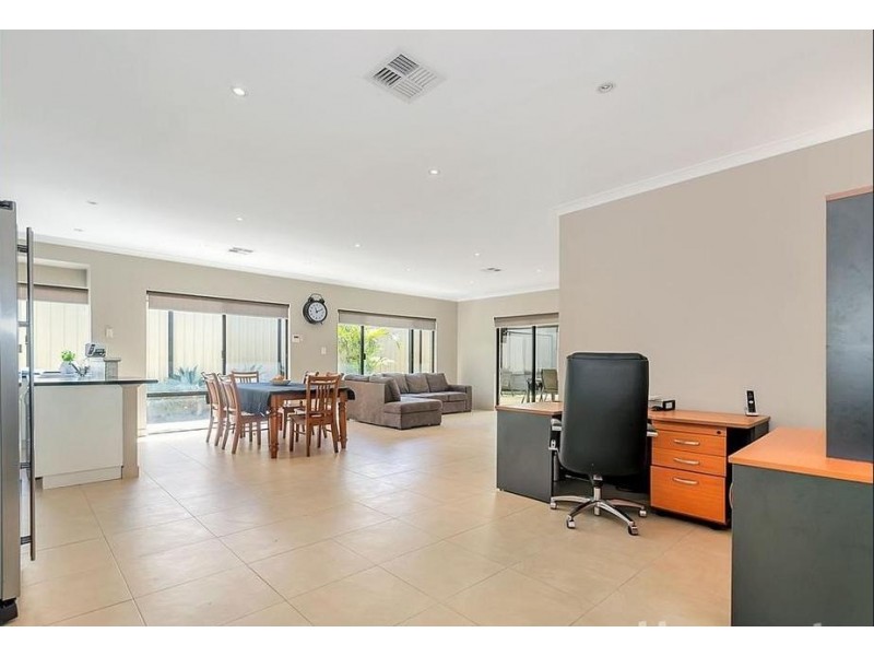 131 Liberty Drive, Clarkson WA 6030