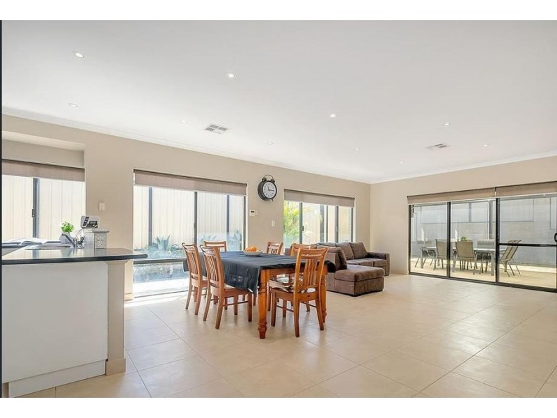 131 Liberty Drive, Clarkson WA 6030