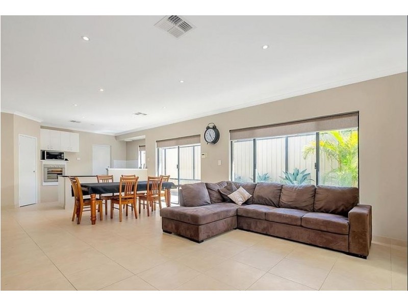 131 Liberty Drive, Clarkson WA 6030