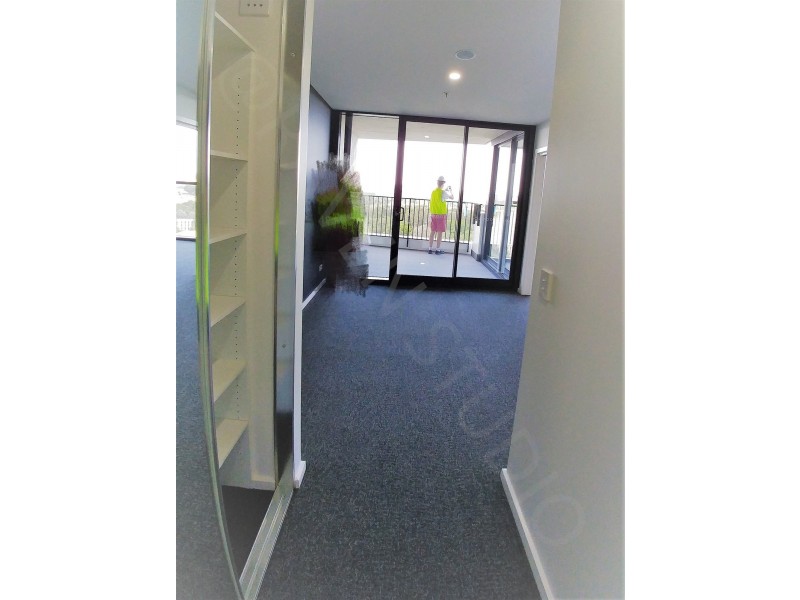 1706/120 Eastern Valley Way, Belconnen ACT 2617