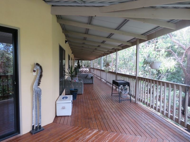 9 Waterfall Drive, Wongawallan QLD 4210