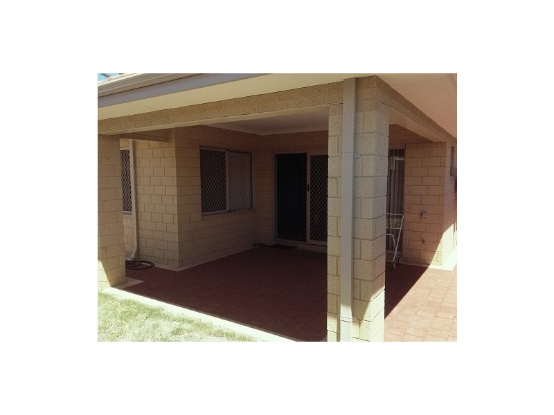 9a Walsh Avenue, Redcliffe WA 6104