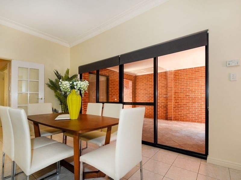 17 Sumner Mews, Landsdale WA 6065