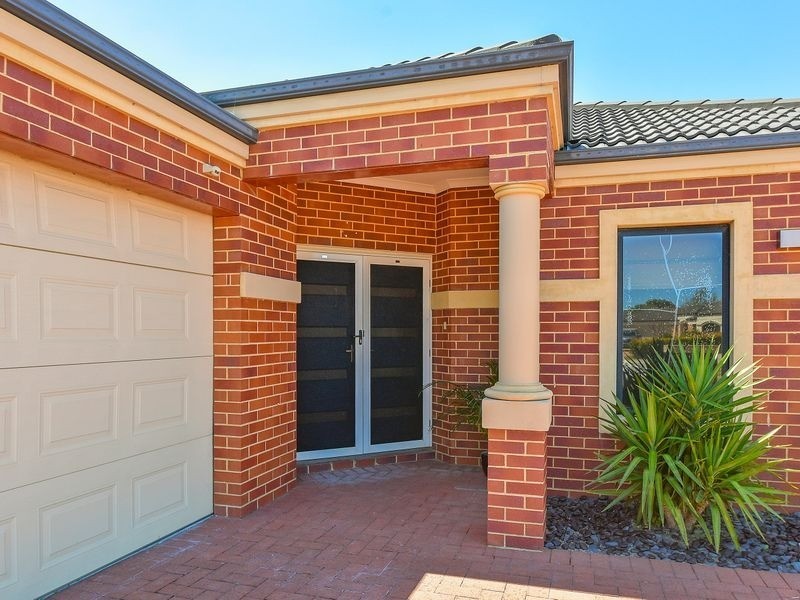 17 Sumner Mews, Landsdale WA 6065