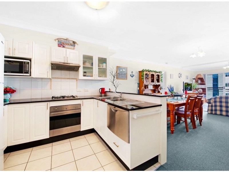 9/73-77 Henry Parry Drive, Gosford NSW 2250