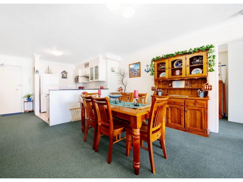 9/73-77 Henry Parry Drive, Gosford NSW 2250