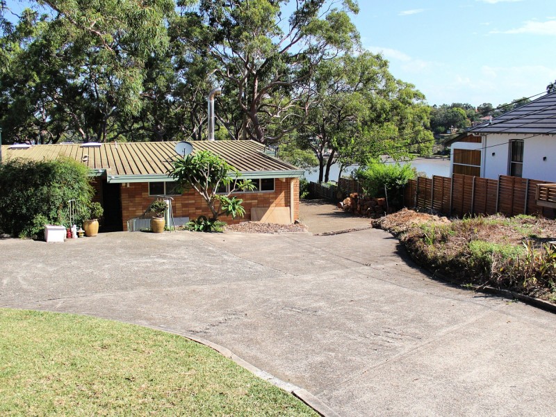12 Russell Street, Oatley NSW 2223