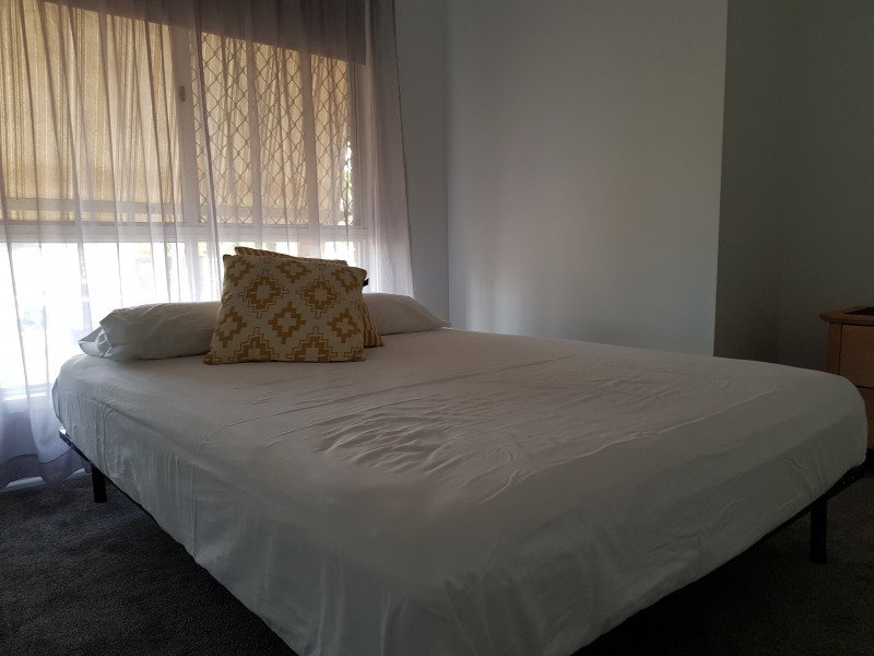 16 Spinebill Street, Burleigh Waters QLD 4220