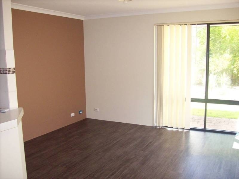 No. 52 Dalrymple Drive, Leda WA 6170