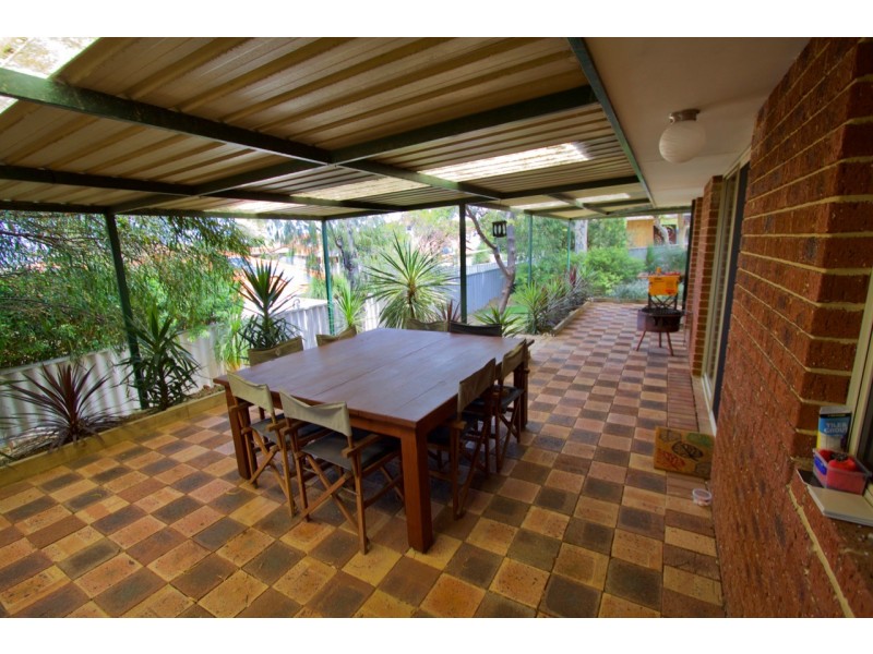 30 Kinglassie Circle, Kinross WA 6028