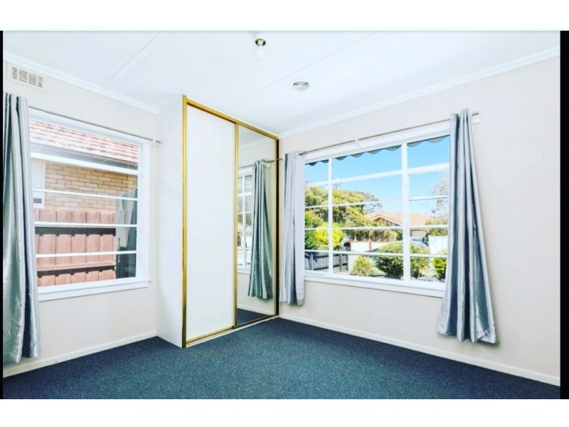 10 Gordon Street, Newport VIC 3015