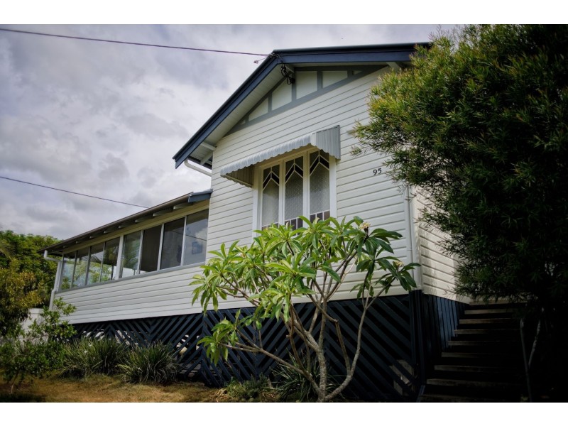95 Avondale Avenue, East Lismore NSW 2480