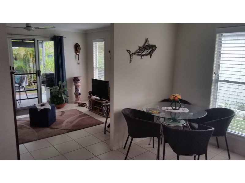 2 Hawk Court, Cooloola Cove QLD 4580