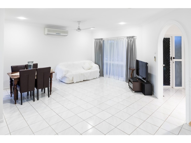4 Cairnwell Street, Smithfield QLD 4878