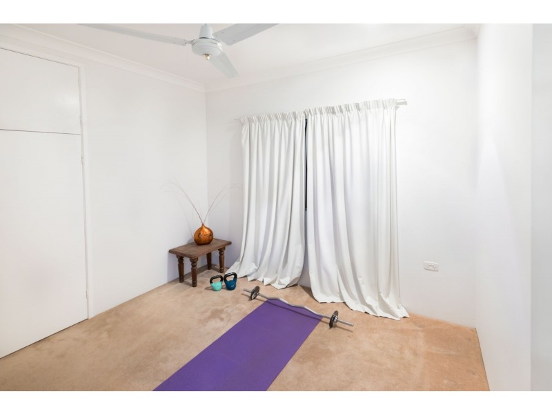 4 Cairnwell Street, Smithfield QLD 4878