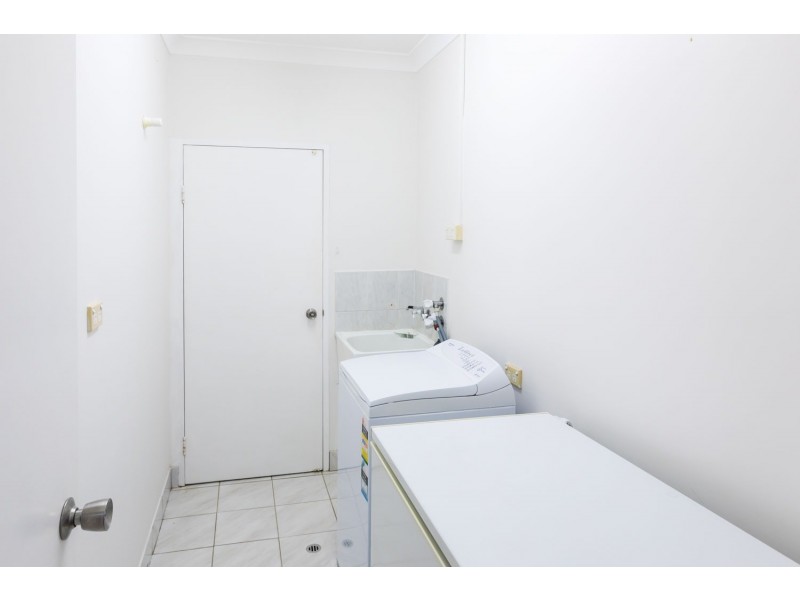4 Cairnwell Street, Smithfield QLD 4878