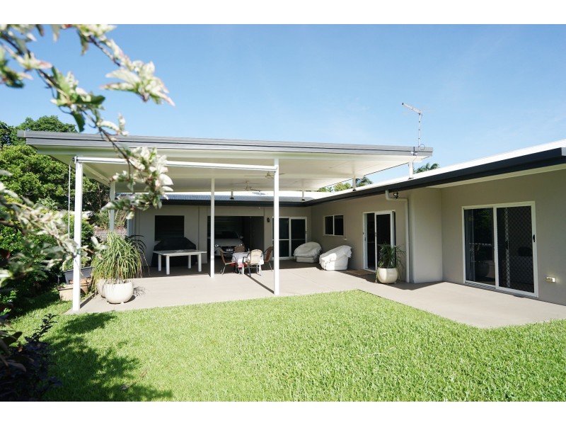 4 Cairnwell Street, Smithfield QLD 4878
