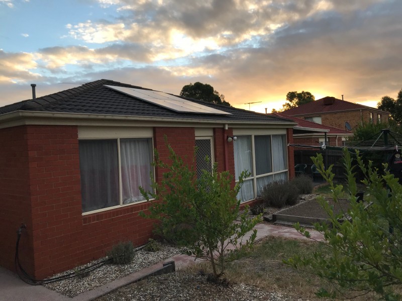 201 Monahans Road, Cranbourne West VIC 3977